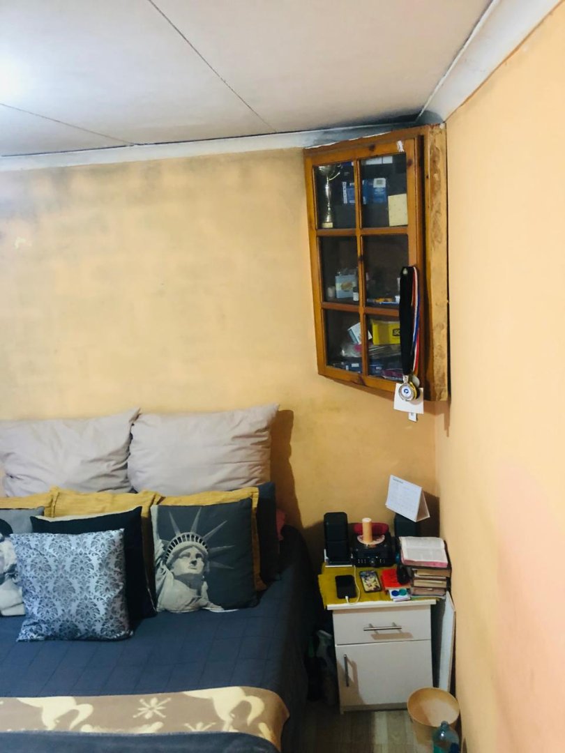 2 Bedroom Property for Sale in Harare Western Cape